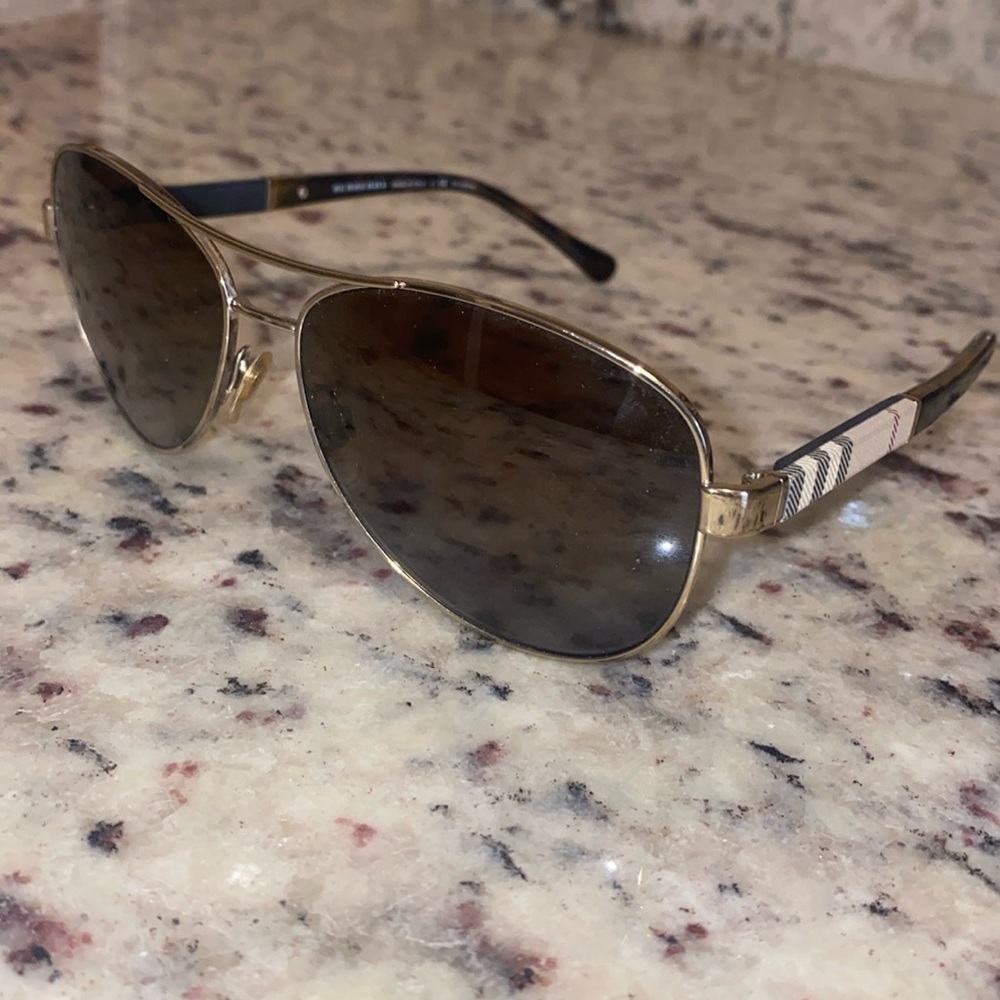 Burberry sunglasses